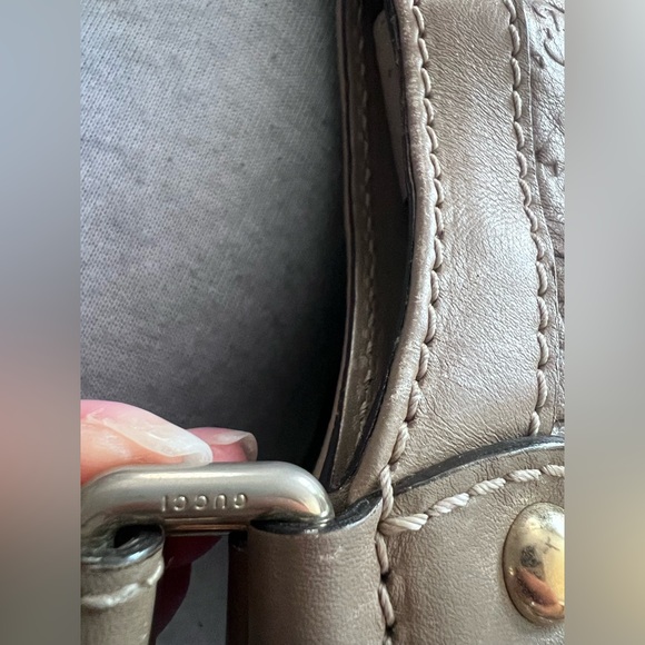 Gucci Gold-Tone Embossed Shoulder Bag - Picture 5 of 8